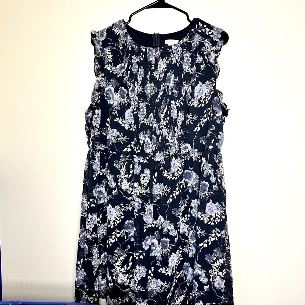 Xhilaration Sleveless BLACK FLORAL DRESS